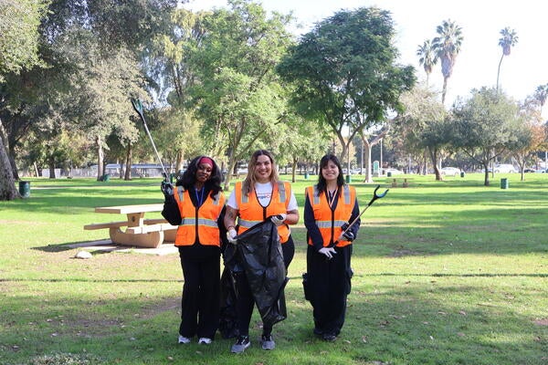 Fairmount Park-Community Clean Up 